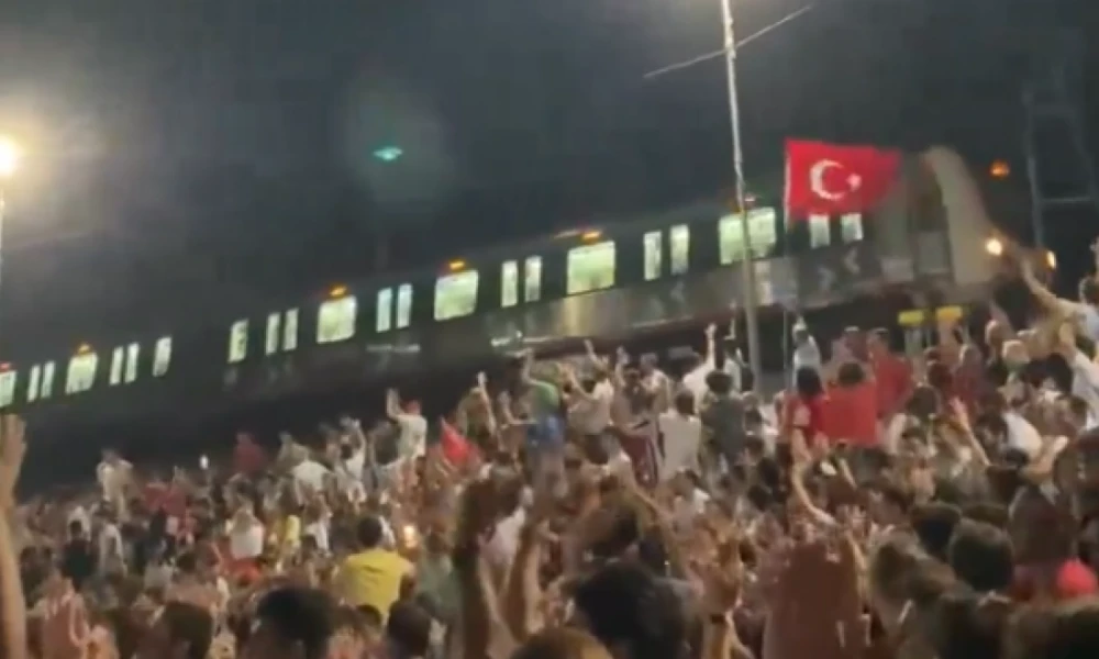 Τουρκία: Οδηγός τρένου... φρέναρε για να δει το ματς κόντρα στην Αυστρία